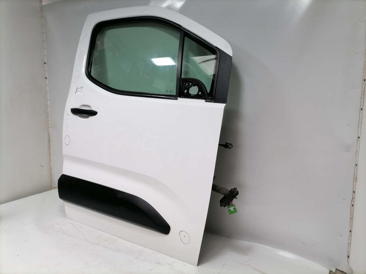 Opel Combo E original T&uuml;r vorn rechts G20 Wei&szlig; Rohbau Bj.2019
